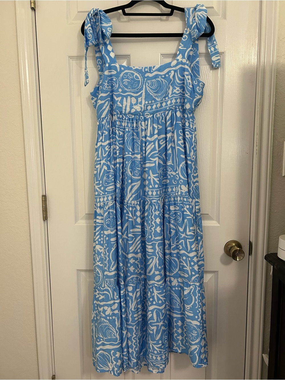 Blu Pepper Blue and White Print Maxi Dress Size L